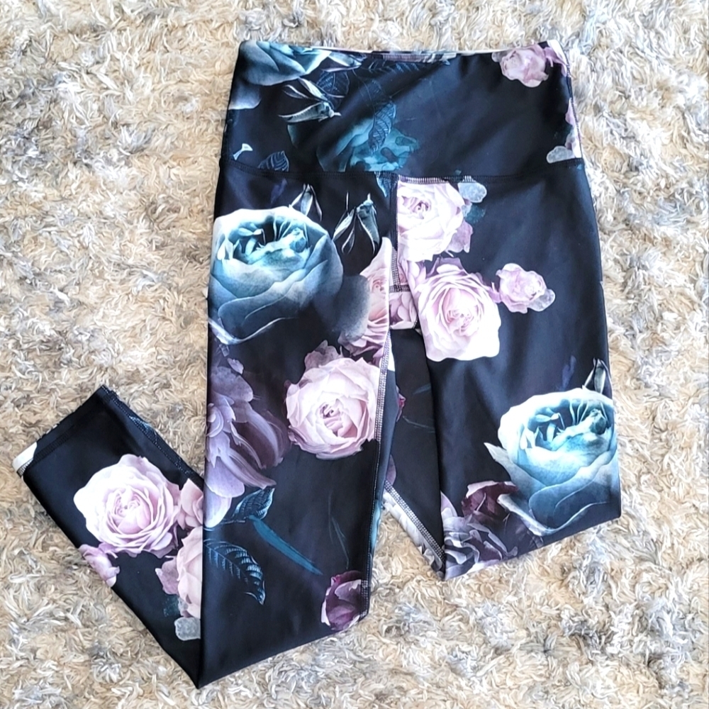 Noli Active "Allure" floral high waist athletic 7/8 leggings